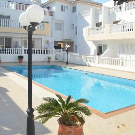 Daire Kapparis Penthouse Paralimni